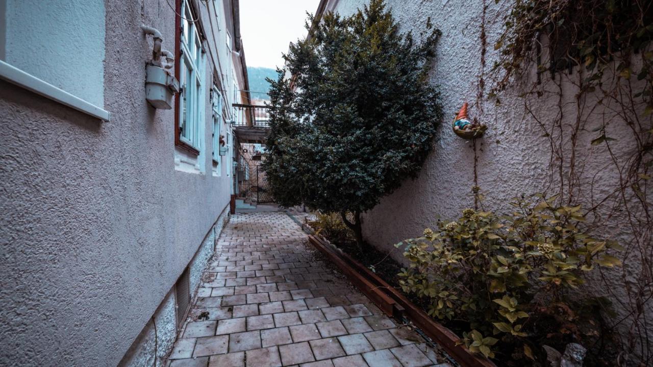 La Garcon Apartment Брашов Екстериор снимка